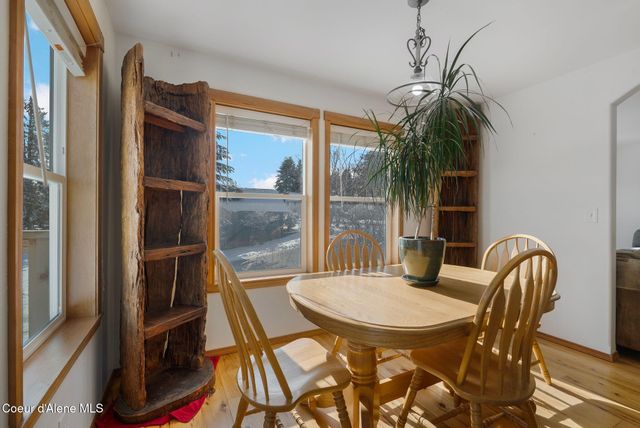 231 S 4th Ave, Sandpoint, ID 83864