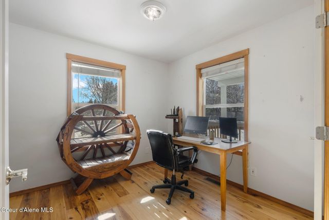 231 S 4th Ave, Sandpoint, ID 83864