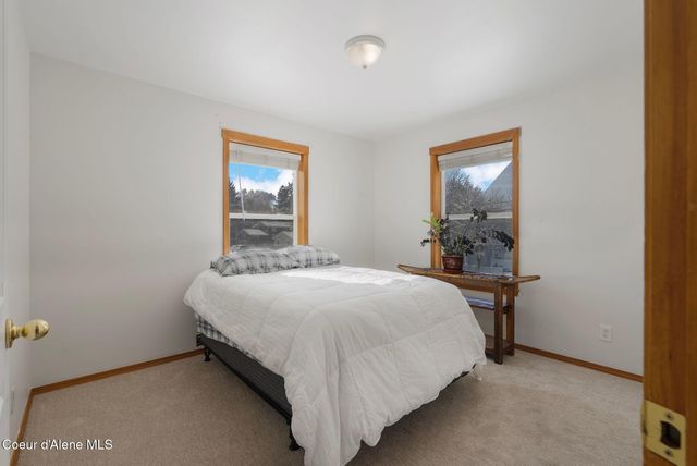 231 S 4th Ave, Sandpoint, ID 83864