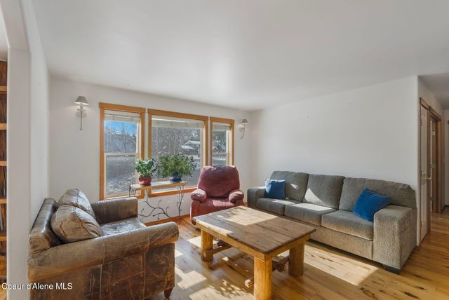 231 S 4th Ave, Sandpoint, ID 83864