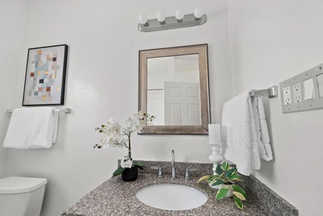 4346 Townsend Avenue, Oakland, CA 94602