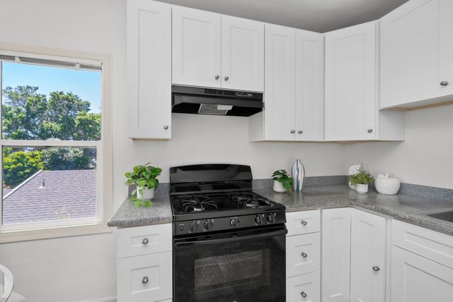 4346 Townsend Avenue, Oakland, CA 94602