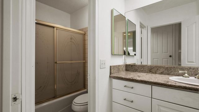 8582 Frontera Avenue, Yucca Valley, CA 92284