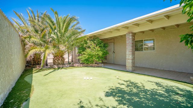 8582 Frontera Avenue, Yucca Valley, CA 92284