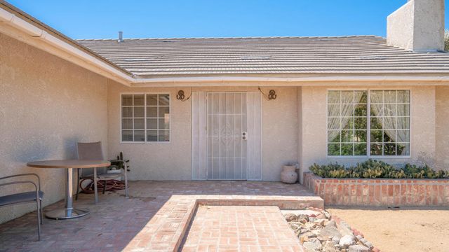 8582 Frontera Avenue, Yucca Valley, CA 92284