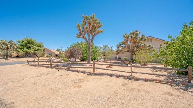 8582 Frontera Avenue, Yucca Valley, CA 92284
