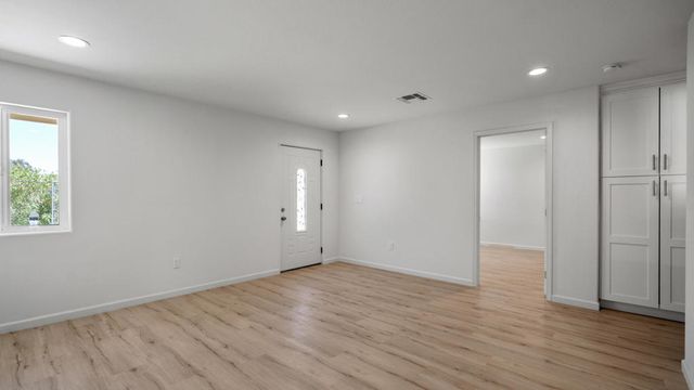 8582 Frontera Avenue, Yucca Valley, CA 92284