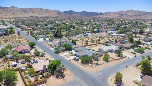 8582 Frontera Avenue, Yucca Valley, CA 92284