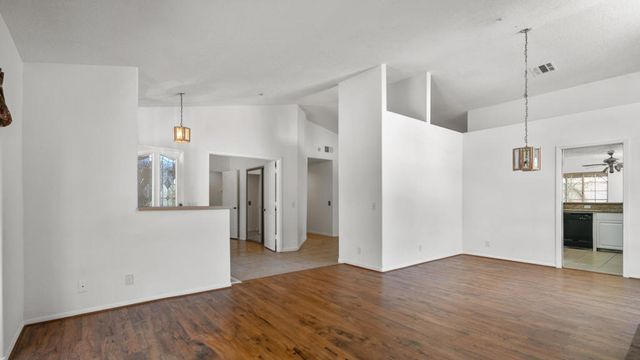 8582 Frontera Avenue, Yucca Valley, CA 92284