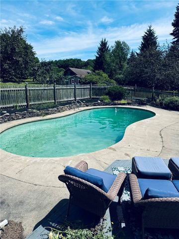 7834 North Road, Victor, NY 14564