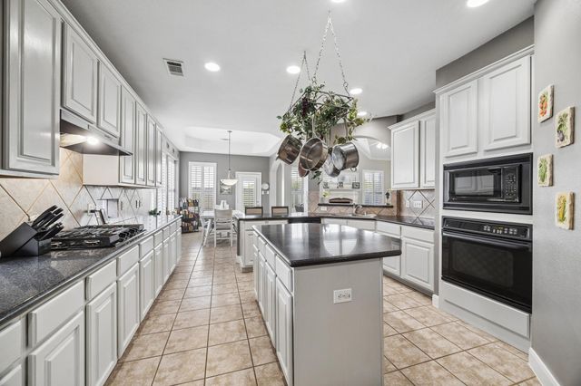 5102 Hidden Brook Ln, League City, TX 77573