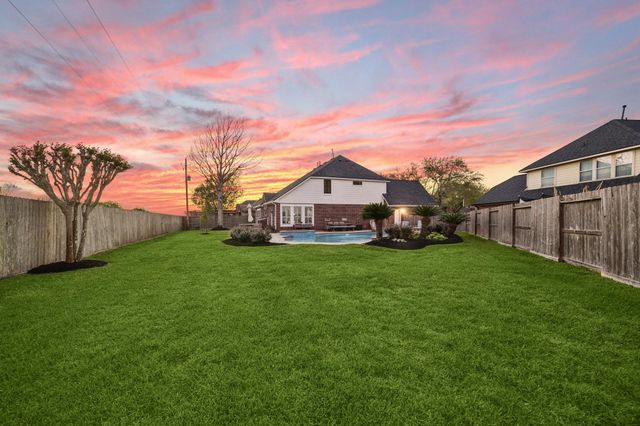 5102 Hidden Brook Ln, League City, TX 77573