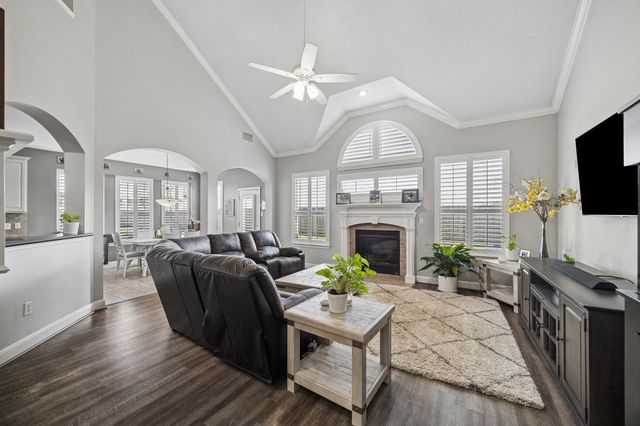 5102 Hidden Brook Ln, League City, TX 77573