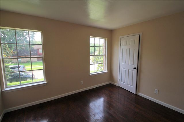 2134 Hilton Head Drive, Missouri City, TX 77459