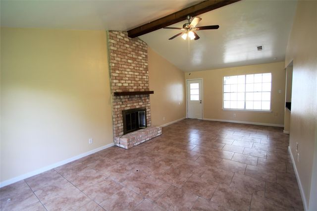 2134 Hilton Head Drive, Missouri City, TX 77459