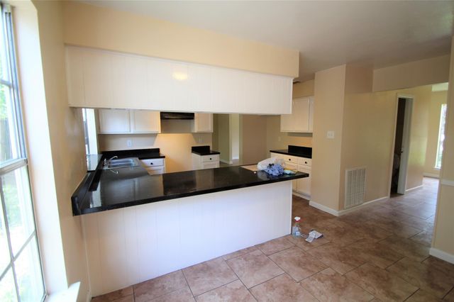 2134 Hilton Head Drive, Missouri City, TX 77459