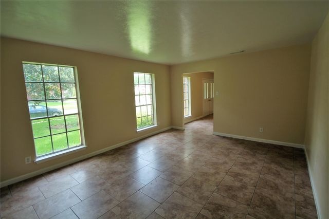 2134 Hilton Head Drive, Missouri City, TX 77459