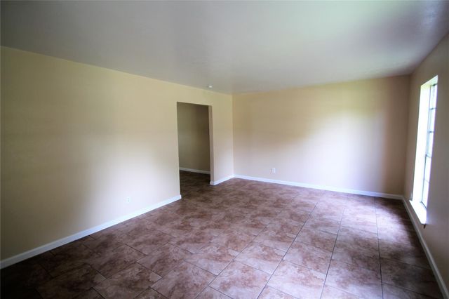 2134 Hilton Head Drive, Missouri City, TX 77459