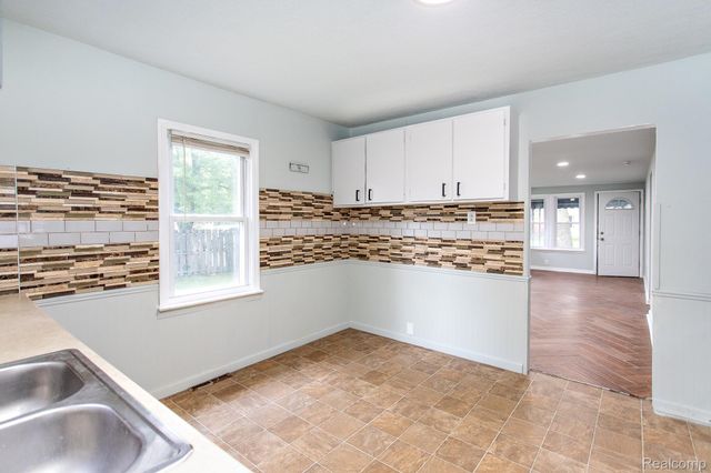 1453 Camden Street, Ferndale, MI 48220
