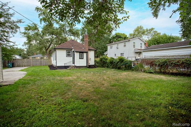 1453 Camden Street, Ferndale, MI 48220
