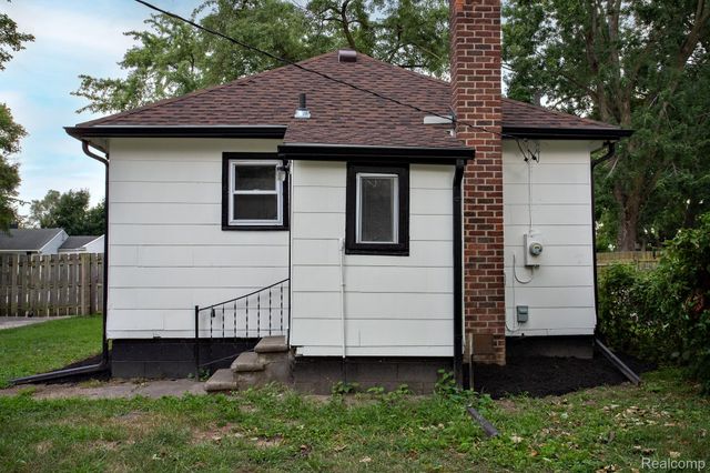 1453 Camden Street, Ferndale, MI 48220