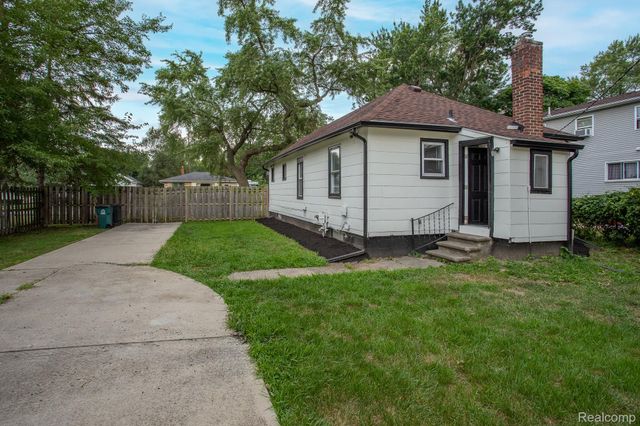 1453 Camden Street, Ferndale, MI 48220