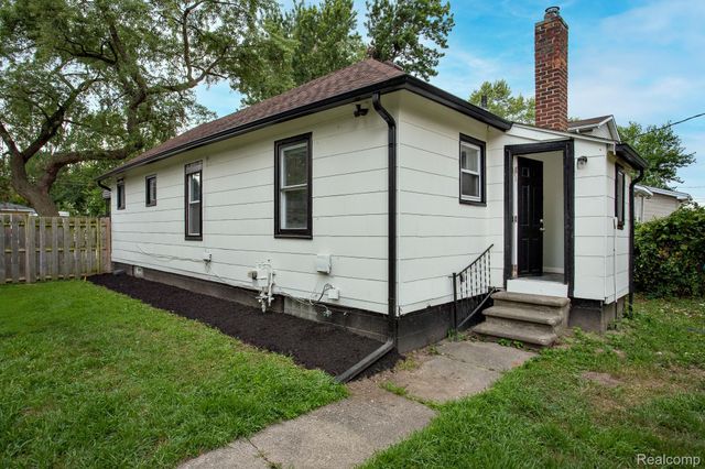 1453 Camden Street, Ferndale, MI 48220