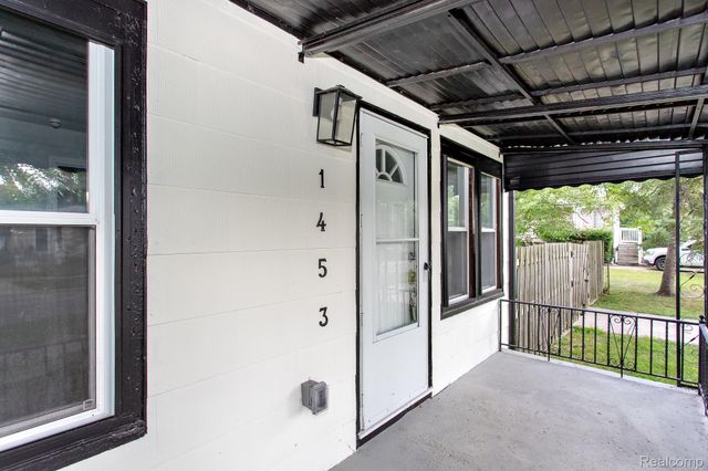 1453 Camden Street, Ferndale, MI 48220