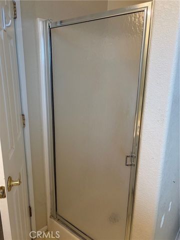 5200 Heil Avenue 7, Huntington Beach, CA 92649