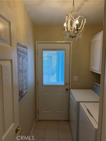 5200 Heil Avenue 7, Huntington Beach, CA 92649