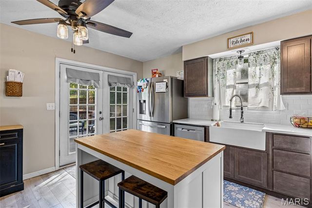 1998 Ridgeway Drive, Arnold, MO 63010