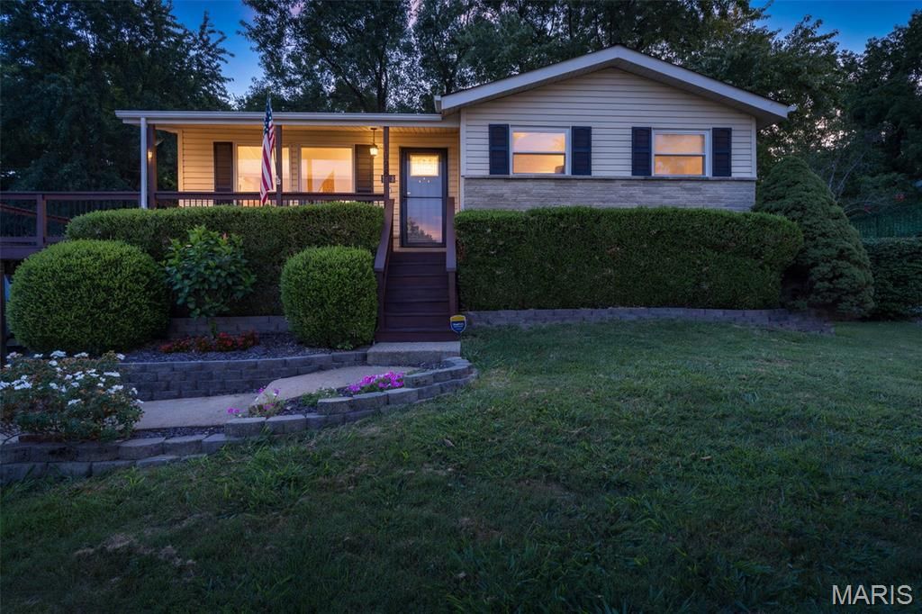 1998 Ridgeway Drive, Arnold, MO 63010