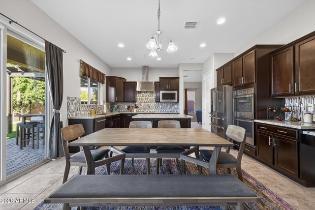 2676 E LA COSTA Drive, Gilbert, AZ 85298