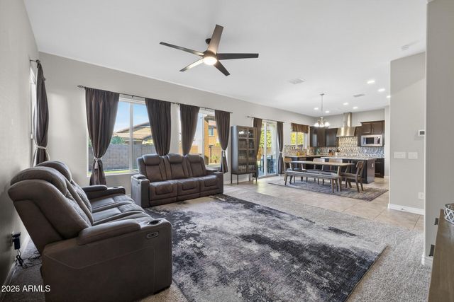 2676 E LA COSTA Drive, Gilbert, AZ 85298