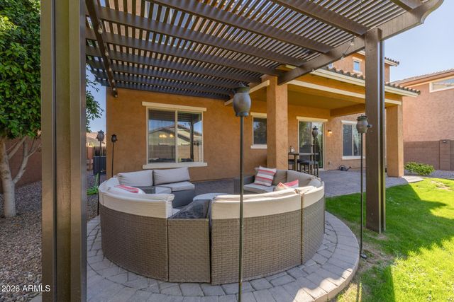 2676 E LA COSTA Drive, Gilbert, AZ 85298