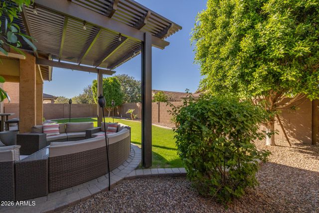 2676 E LA COSTA Drive, Gilbert, AZ 85298