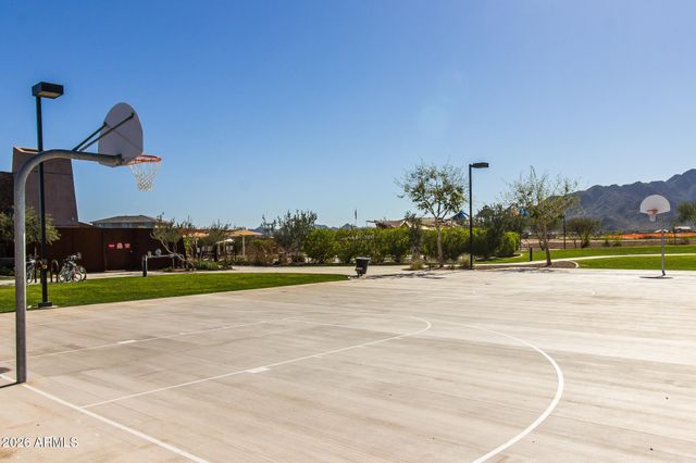 2676 E LA COSTA Drive, Gilbert, AZ 85298