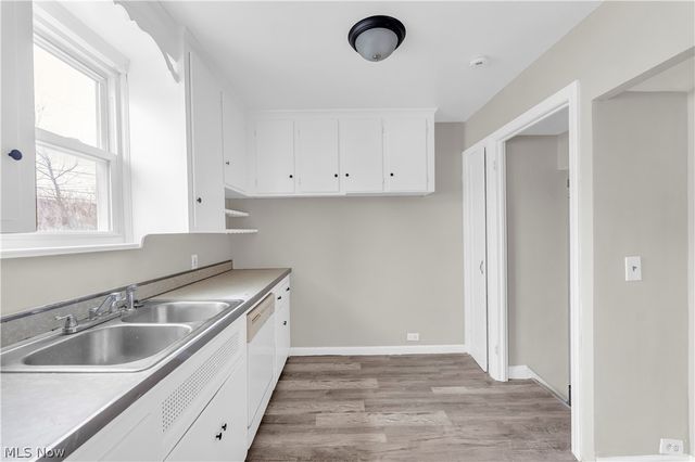 21303 Kenyon Drive, Maple Heights, OH 44137