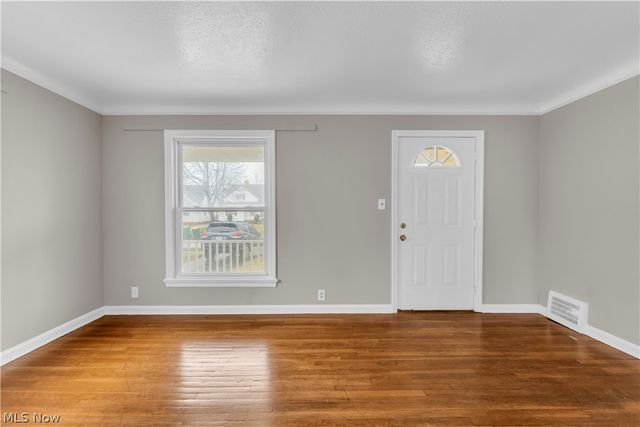 21303 Kenyon Drive, Maple Heights, OH 44137