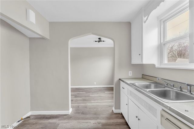 21303 Kenyon Drive, Maple Heights, OH 44137