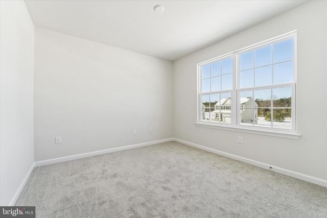 56 MOCKERNUT RD, Williamstown, NJ 08094