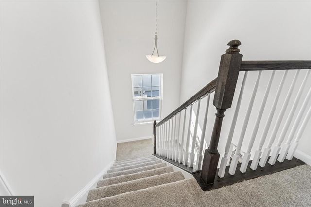 56 MOCKERNUT RD, Williamstown, NJ 08094