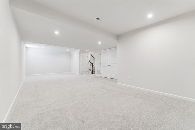 56 MOCKERNUT RD, Williamstown, NJ 08094