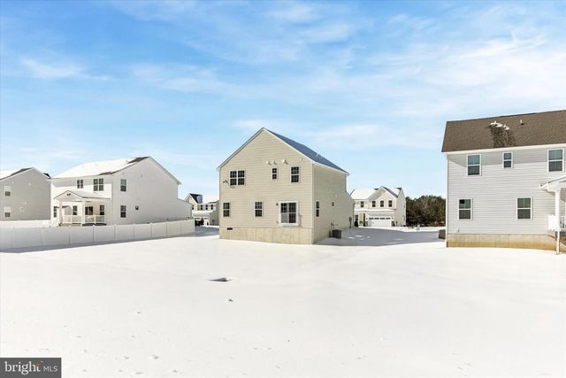 56 MOCKERNUT RD, Williamstown, NJ 08094