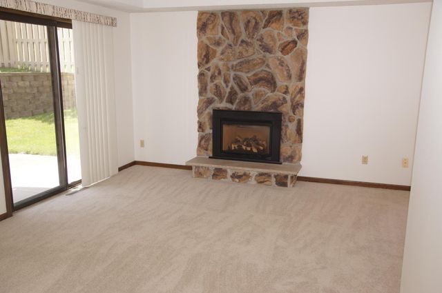 2140 Tamarin Trail, Golden Valley, MN 55427