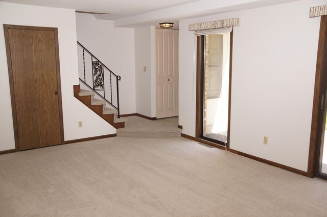 2140 Tamarin Trail, Golden Valley, MN 55427