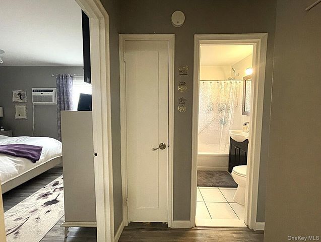 81-11 Langdale Street 216A, New Hyde Park, NY 11040