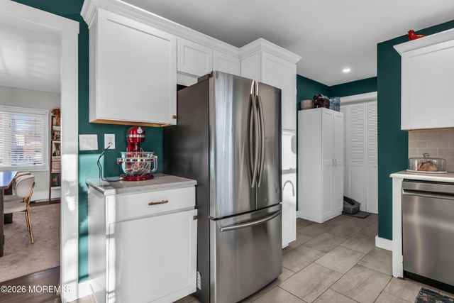 403 Sunset Place, Port Monmouth, NJ 07758