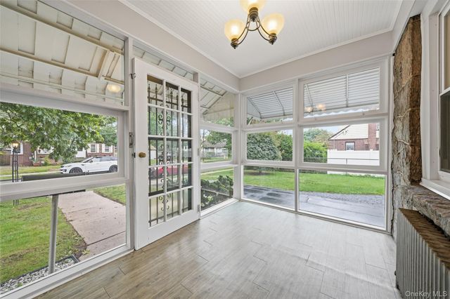 470 Ray Street, Freeport, NY 11520
