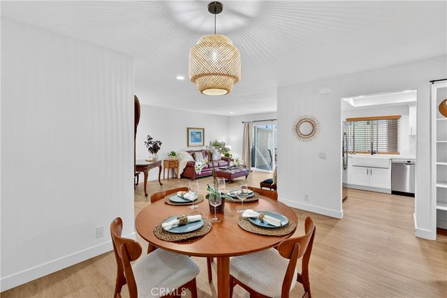8933 Biscayne Court 220B, Huntington Beach, CA 92646